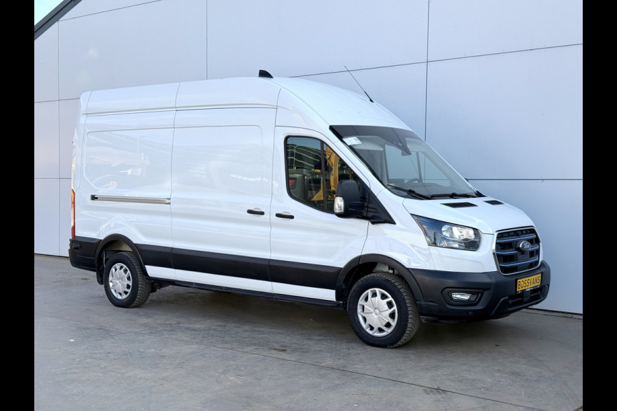 Ford E-Transit 68kWh 184PK L3H3 317km WLTP 95,7% (SOH) BEV Snelladen Camera Cruise control Climate control Carplay Navigatie Laadkabel Parkeersensoren