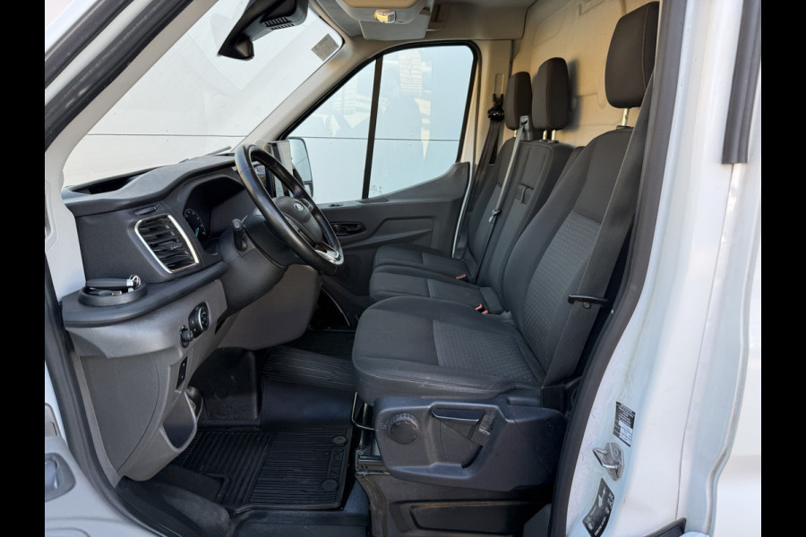 Ford E-Transit 68kWh 184PK L3H3 317km WLTP 95,7% (SOH) BEV Snelladen Camera Cruise control Climate control Carplay Navigatie Laadkabel Parkeersensoren