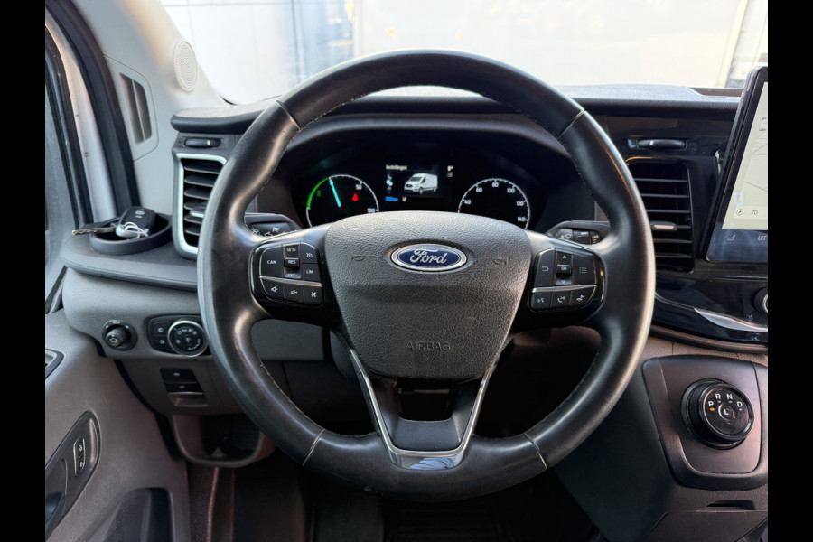 Ford E-Transit 68kWh 184PK L3H3 317km WLTP 95,7% (SOH) BEV Snelladen Camera Cruise control Climate control Carplay Navigatie Laadkabel Parkeersensoren