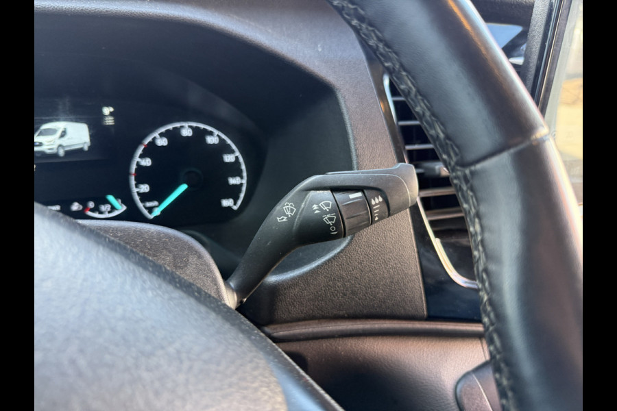 Ford E-Transit 68kWh 184PK L3H3 317km WLTP 95,7% (SOH) BEV Snelladen Camera Cruise control Climate control Carplay Navigatie Laadkabel Parkeersensoren