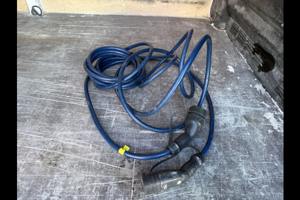 Ford E-Transit 68kWh 184PK L3H3 317km WLTP 95,7% (SOH) BEV Snelladen Camera Cruise control Climate control Carplay Navigatie Laadkabel Parkeersensoren