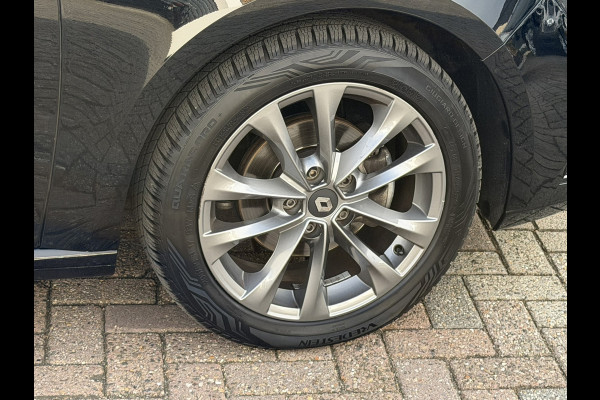 Renault Mégane 1.3 TCe Bose Automaat Camera Clima Apple / Android Carplay Panorama All-Season banden