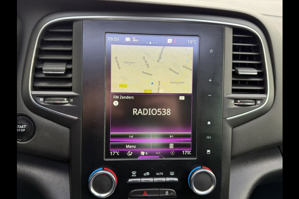 Renault Mégane 1.3 TCe Bose Automaat Camera Clima Apple / Android Carplay Panorama All-Season banden