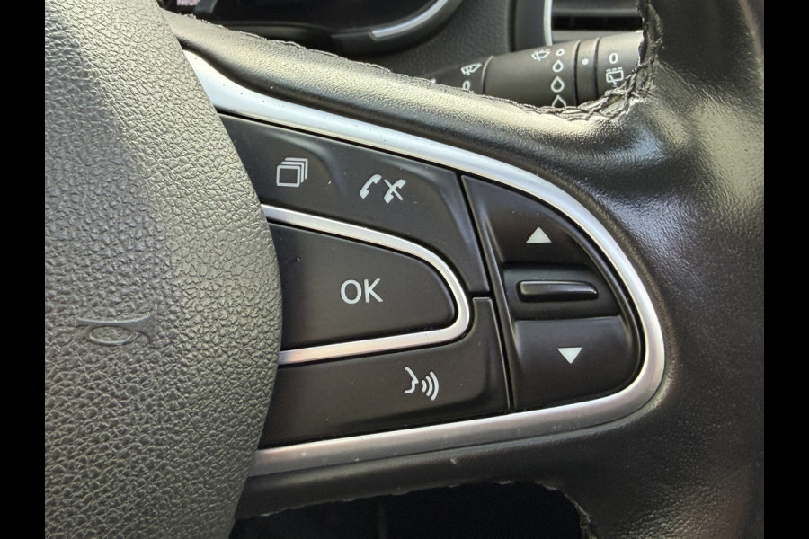 Renault Mégane 1.3 TCe Bose Automaat Camera Clima Apple / Android Carplay Panorama All-Season banden