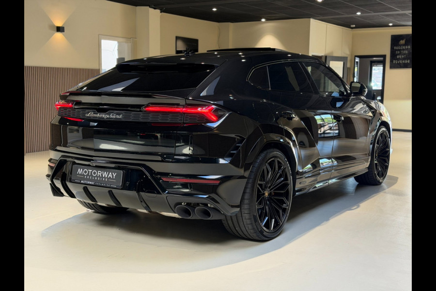 Lamborghini Urus SE|Pano|B&O|Ceramic|Hud|Massage|BTW|Fabrieksgarantie|Onderhoudscontract
