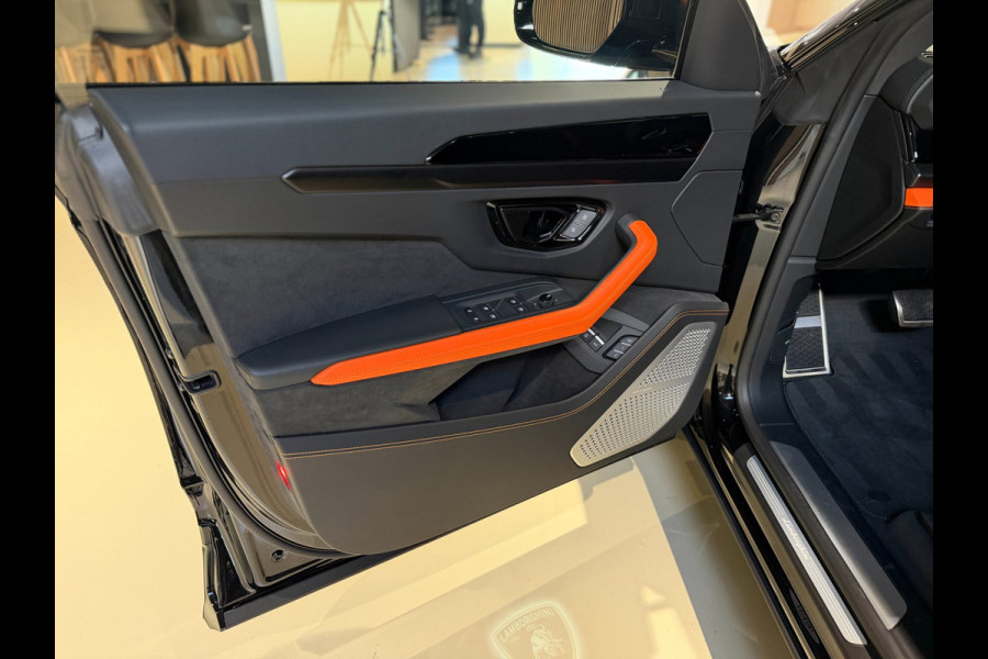 Lamborghini Urus SE|Pano|B&O|Ceramic|Hud|Massage|BTW|Fabrieksgarantie|Onderhoudscontract