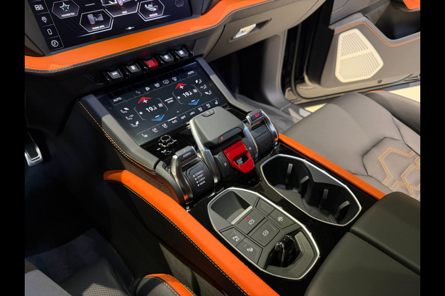 Lamborghini Urus SE|Pano|B&O|Ceramic|Hud|Massage|BTW|Fabrieksgarantie|Onderhoudscontract