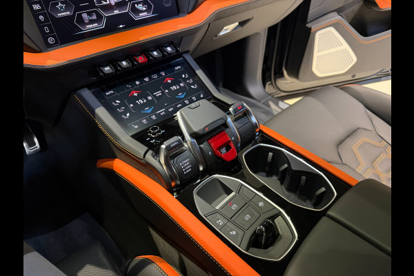 Lamborghini Urus SE|Pano|B&O|Ceramic|Hud|Massage|BTW|Fabrieksgarantie|Onderhoudscontract