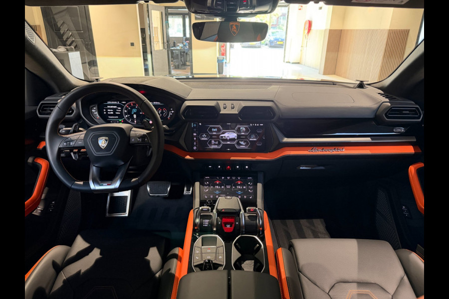 Lamborghini Urus SE|Pano|B&O|Ceramic|Hud|Massage|BTW|Fabrieksgarantie|Onderhoudscontract