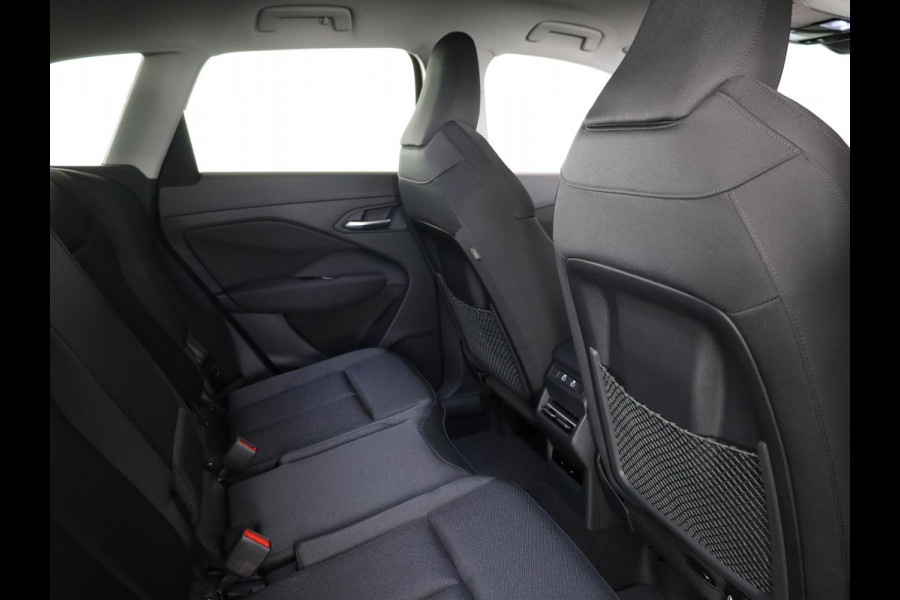 Audi Q3 Advanced edition e-hybrid 272 pk | Techniekpakket plus | Ambiente lichtpakket | Privacy glas | 18'' LM zwart |