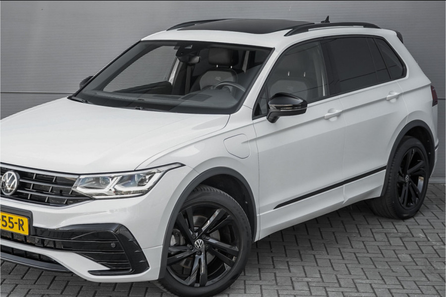 Volkswagen Tiguan 1.4 TSI eHybrid R-Line Pano HUD Black Style ACC 360° Elek Trekhaak