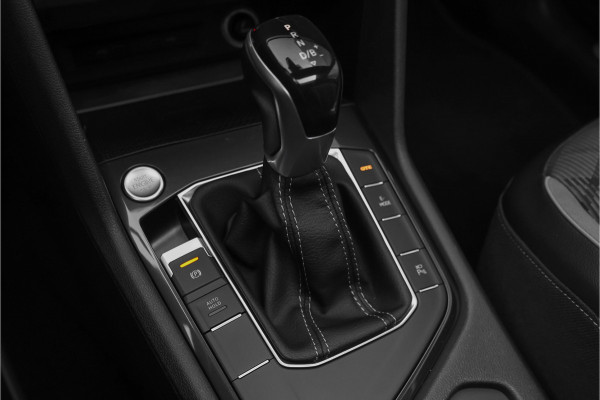 Volkswagen Tiguan 1.4 TSI eHybrid R-Line Pano HUD Black Style ACC 360° Elek Trekhaak