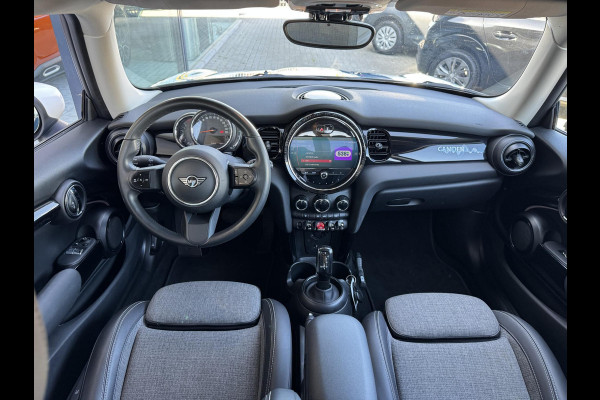 MINI Mini 1.5 Cooper Camden Edition NL-AUTO | LAGE KM STAND | NAVI | 1/2 LEDER