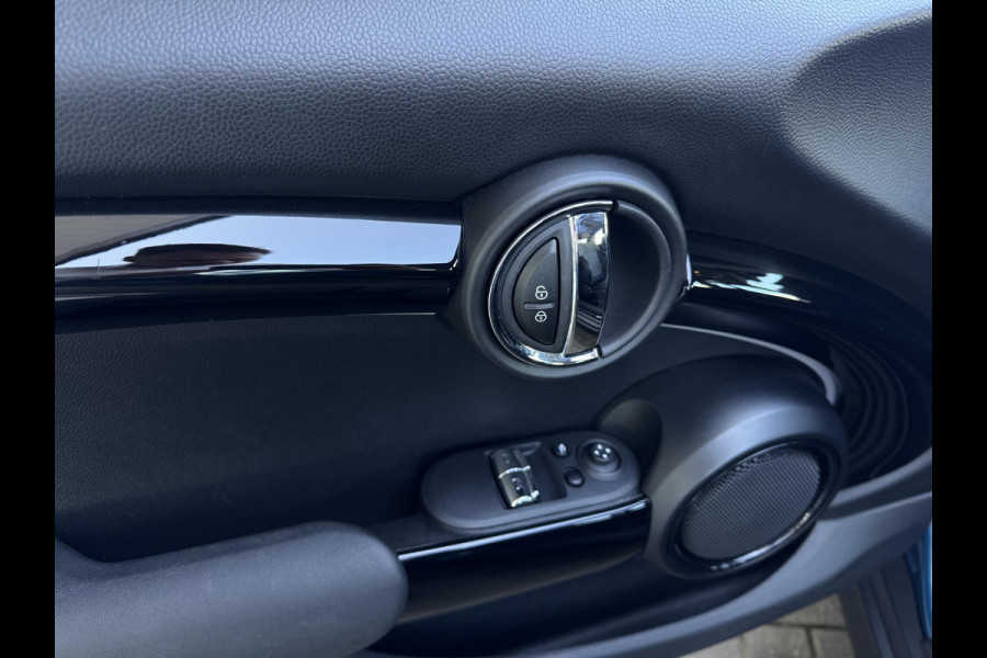 MINI Mini 1.5 Cooper Camden Edition NL-AUTO | LAGE KM STAND | NAVI | 1/2 LEDER