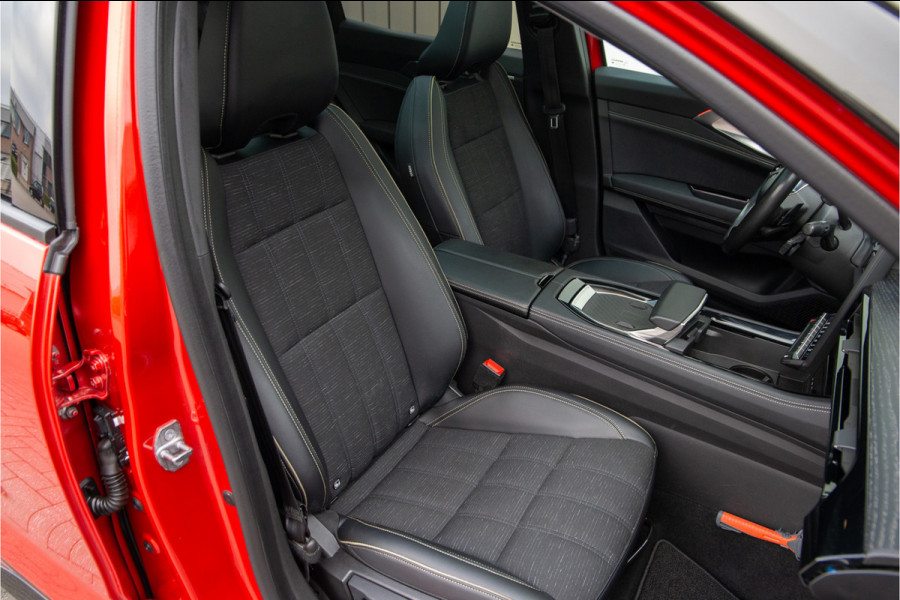 Renault Austral 1.2 E-Tech full hybrid 200 iconic Panorama, Trekhaak, Carplay