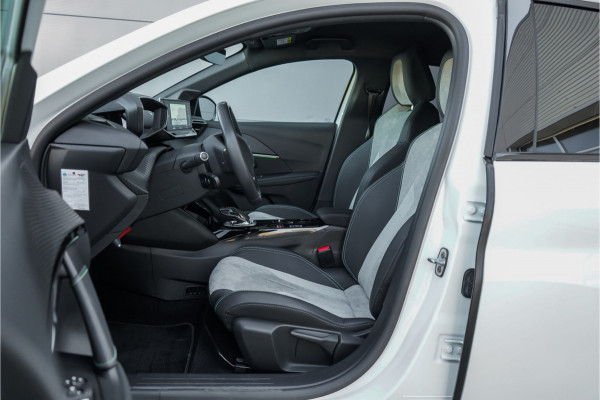 Peugeot e-208 EV GT 350 50 kWh Climate Parkeerhulp Camera 17"