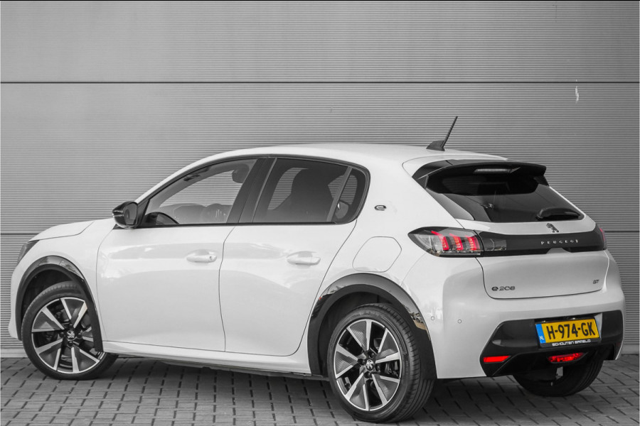 Peugeot e-208 EV GT 350 50 kWh Climate Parkeerhulp Camera 17"