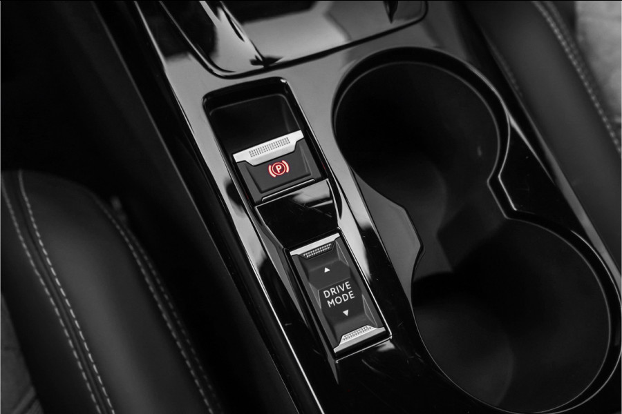 Peugeot e-208 EV GT 350 50 kWh Climate Parkeerhulp Camera 17"