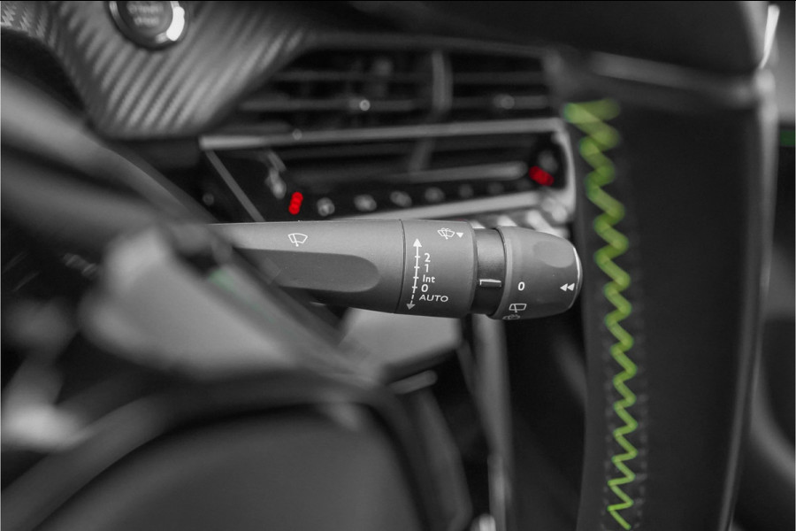 Peugeot e-208 EV GT 350 50 kWh Climate Parkeerhulp Camera 17"