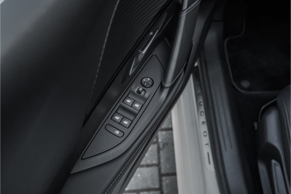 Peugeot e-208 EV GT 350 50 kWh Climate Parkeerhulp Camera 17"