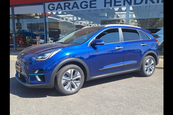 Kia e-Niro DynamicPlusLine 64 kWh | SOH: 94,7% | Schuifdak | Trekhaak | LED | Adaptive CC | Navi | Climate | Leder-Stof |