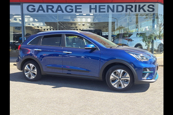 Kia e-Niro DynamicPlusLine 64 kWh | SOH: 94,7% | Schuifdak | Trekhaak | LED | Adaptive CC | Navi | Climate | Leder-Stof |