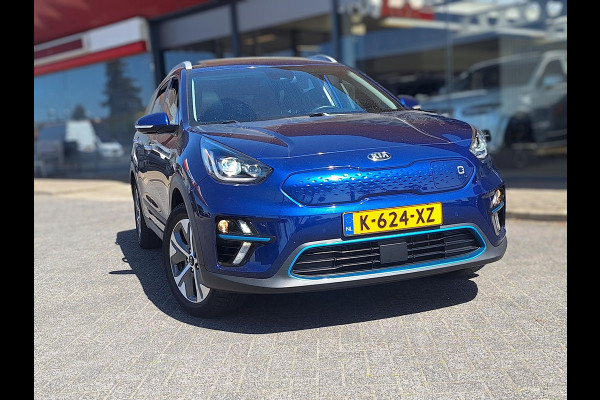 Kia e-Niro DynamicPlusLine 64 kWh | SOH: 94,7% | Schuifdak | Trekhaak | LED | Adaptive CC | Navi | Climate | Leder-Stof |
