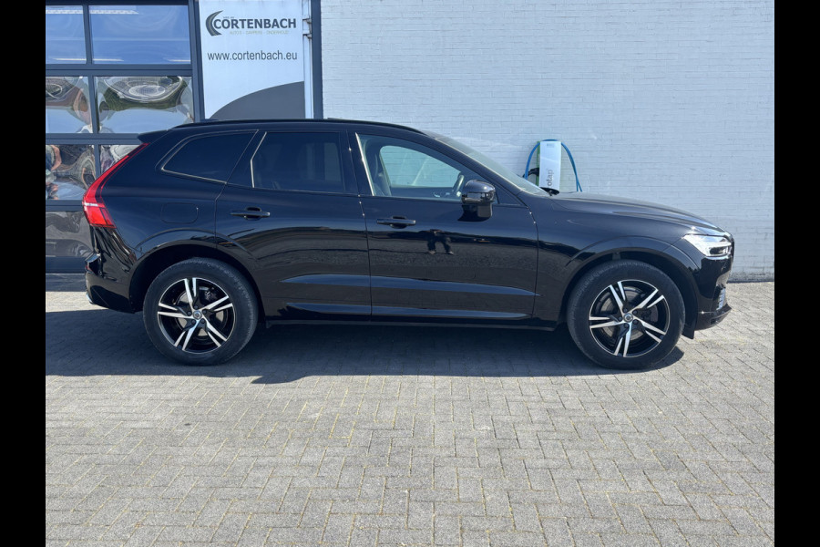 Volvo XC60 2.0 T8 Plug-in hybrid AWD R-Design | Luchtvering | Zwenkbare trekhaak | Panorama dak | Memory | Adaptieve cruise |