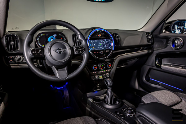 MINI Countryman 1.5 Cooper SE|Untamed|HUD|Cam|Acc|E-stoel