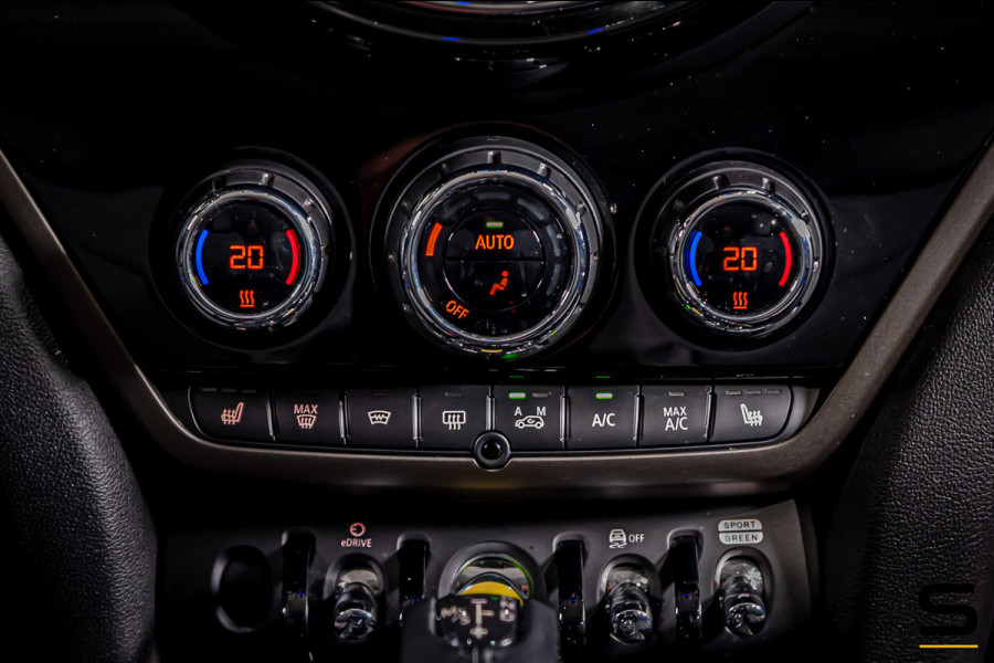 MINI Countryman 1.5 Cooper SE|Untamed|HUD|Cam|Acc|E-stoel