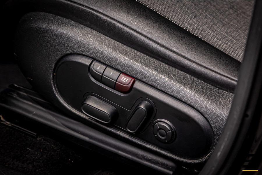 MINI Countryman 1.5 Cooper SE|Untamed|HUD|Cam|Acc|E-stoel