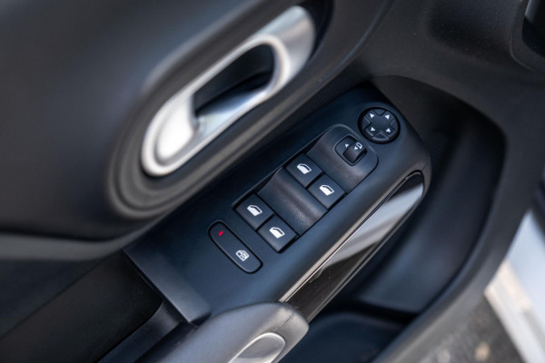 Citroën C5 Aircross 1.2 PureTech Business Plus I Trekhaak I Camera I dealeronderhoud I