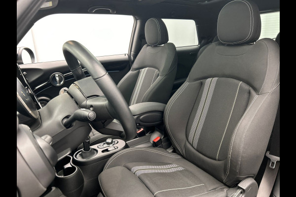 MINI Mini Electric MINI Electric Cooper SE 33 kWh | Carplay | Schuif/kanteldak | Camera | Climate-control | Stoelverwarming |
