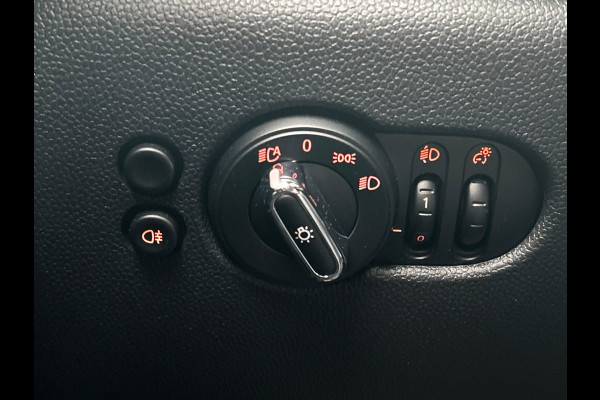 MINI Mini Electric MINI Electric Cooper SE 33 kWh | Carplay | Schuif/kanteldak | Camera | Climate-control | Stoelverwarming |