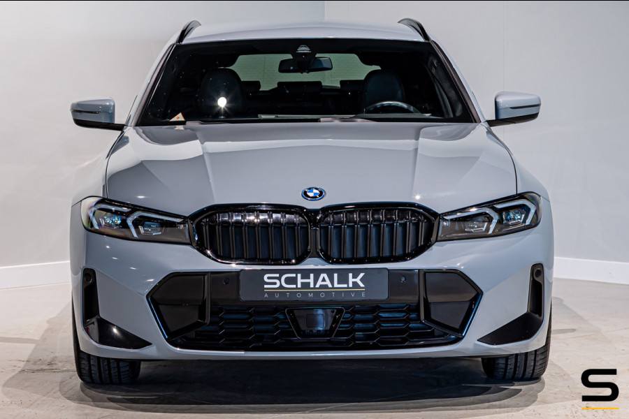 BMW 3 Serie Touring 330e|M-sportPro|Trekhaak|Cam|HUD|Acc