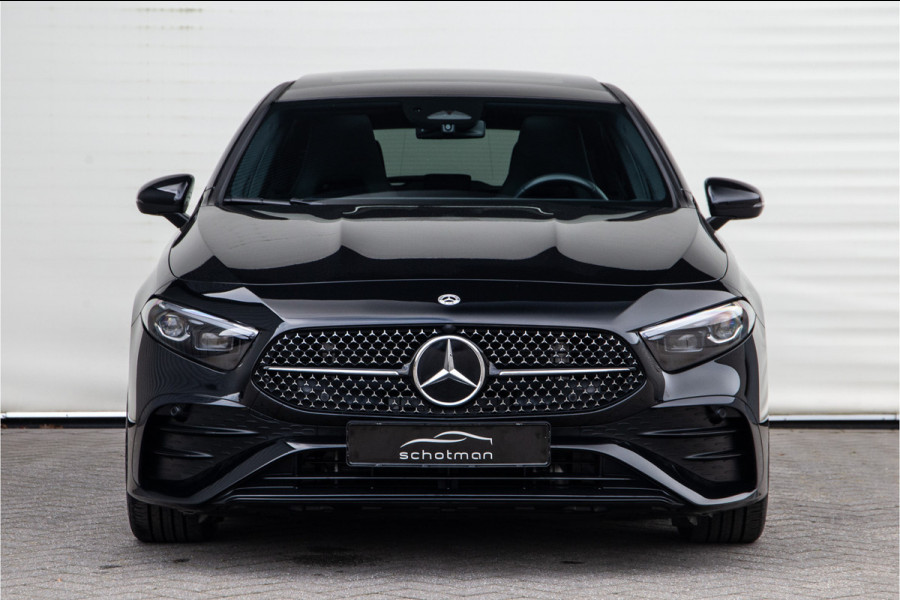 Mercedes-Benz A-Klasse 180 AMG Nightpakket, Pano, Widescreen, Sfeerverlichting 19"