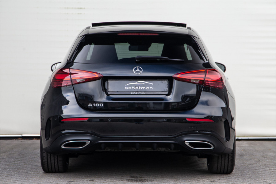 Mercedes-Benz A-Klasse 180 AMG Nightpakket, Pano, Widescreen, Sfeerverlichting 19"