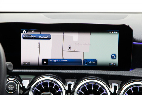 Mercedes-Benz A-Klasse 180 AMG Nightpakket, Pano, Widescreen, Sfeerverlichting 19"