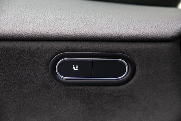 Mercedes-Benz A-Klasse 180 AMG Nightpakket, Pano, Widescreen, Sfeerverlichting 19"