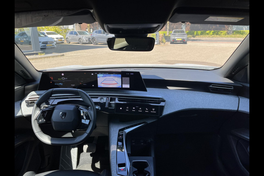 Peugeot E-3008 Allure 73 kWh SOH 96%| ACHTERUITRIJCAMERA| | KEYLESS ENTRY | WARMTEPOMP| 11.000KM! | DIGI. DASH| STOELVERWARMING| CARPLAY/ ANDROID AUTO|