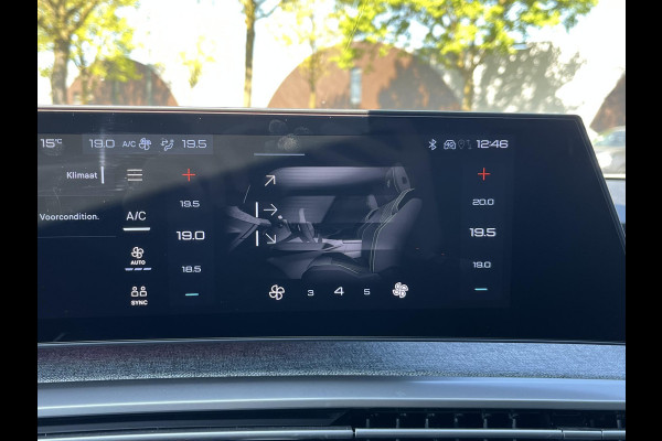 Peugeot E-3008 Allure 73 kWh SOH 96%| ACHTERUITRIJCAMERA| | KEYLESS ENTRY | WARMTEPOMP| 11.000KM! | DIGI. DASH| STOELVERWARMING| CARPLAY/ ANDROID AUTO|