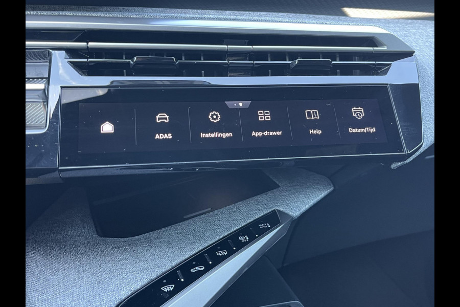Peugeot E-3008 Allure 73 kWh SOH 96%| ACHTERUITRIJCAMERA| | KEYLESS ENTRY | WARMTEPOMP| 11.000KM! | DIGI. DASH| STOELVERWARMING| CARPLAY/ ANDROID AUTO|