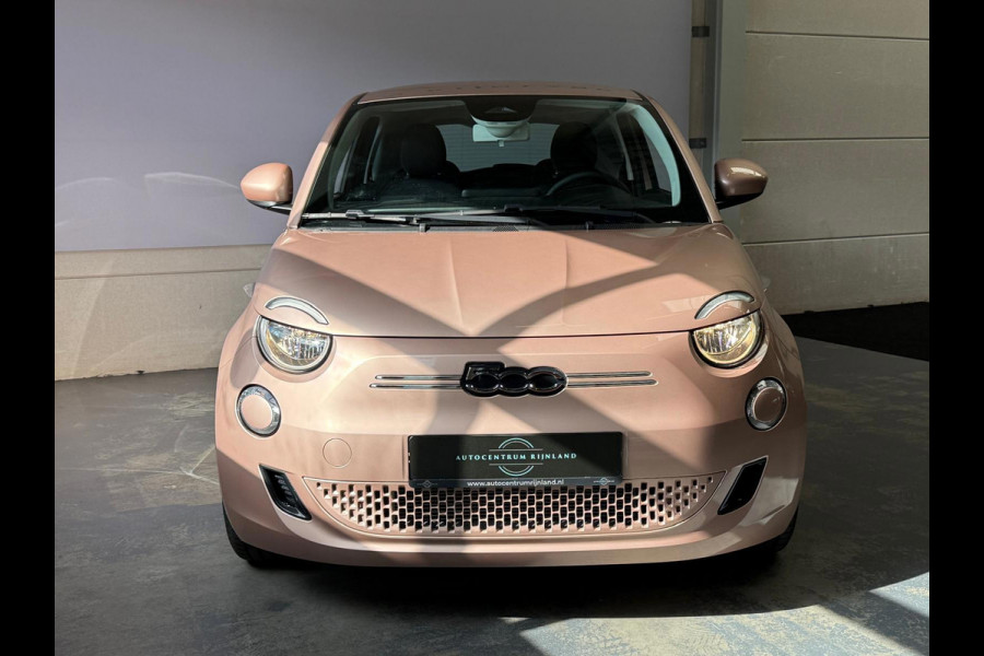 Fiat 500 Urban 42 kWh, CarPlay, Cruise Control