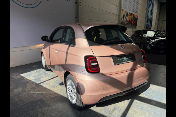 Fiat 500 Urban 42 kWh, CarPlay, Cruise Control