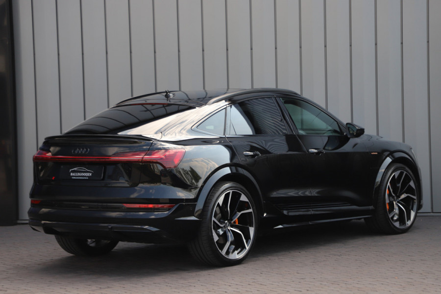 Audi e-tron Sportback S quattro 95 kWh | 503PK | Luchtvering | Head-up | Pano | Keyless-go | Sfeerverlichting | S-Stoelen | B&O | 2021.