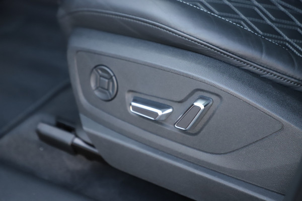 Audi e-tron Sportback S quattro 95 kWh | 503PK | Luchtvering | Head-up | Pano | Keyless-go | Sfeerverlichting | S-Stoelen | B&O | 2021.