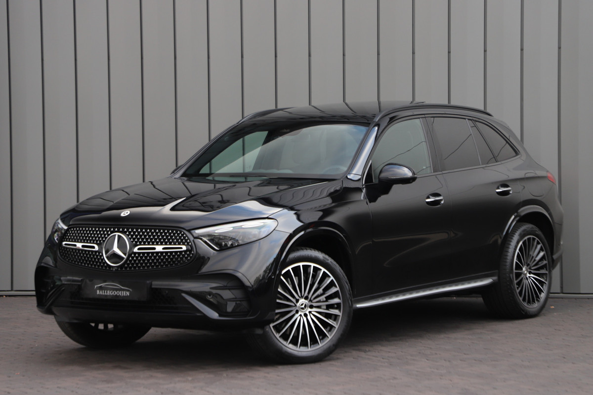 Mercedes-Benz GLC 300e AMG 4-Matic | 313PK | Head-up | Burmester | Keyless | Distronic | Digital-ligt | Sfeerverlichting | Trekhaak | 2024.