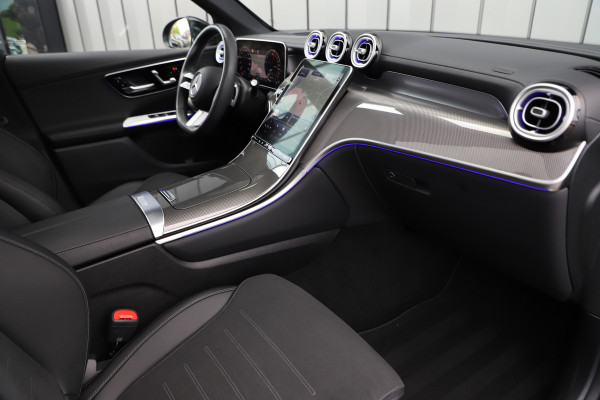 Mercedes-Benz GLC 300e AMG 4-Matic | 313PK | Head-up | Burmester | Keyless | Distronic | Digital-ligt | Sfeerverlichting | Trekhaak | 2024.