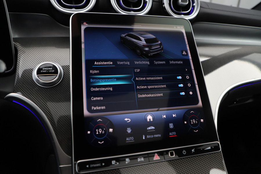 Mercedes-Benz GLC 300e AMG 4-Matic | 313PK | Head-up | Burmester | Keyless | Distronic | Digital-ligt | Sfeerverlichting | Trekhaak | 2024.