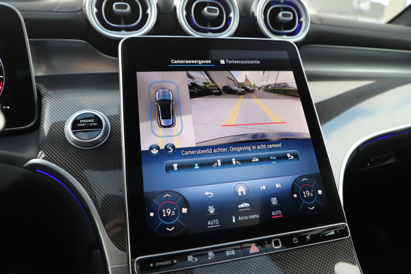 Mercedes-Benz GLC 300e AMG 4-Matic | 313PK | Head-up | Burmester | Keyless | Distronic | Digital-ligt | Sfeerverlichting | Trekhaak | 2024.